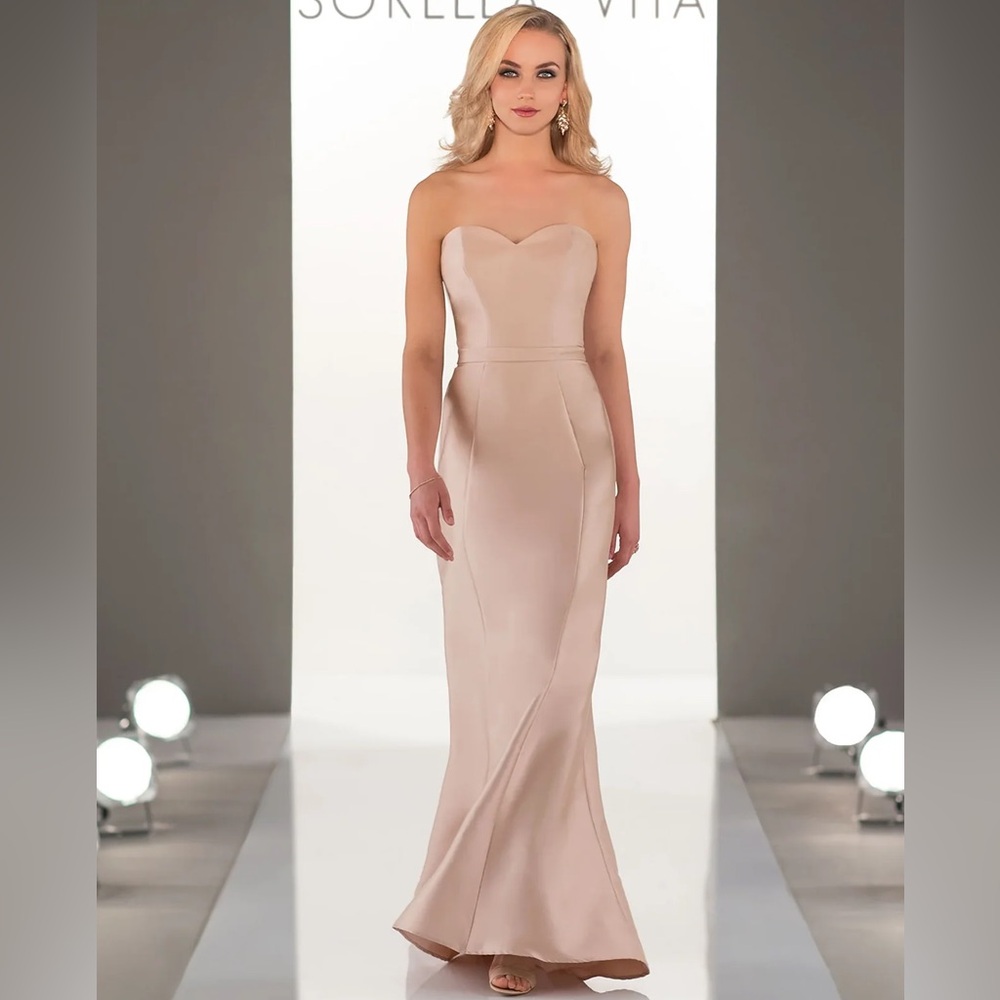 SORELLA VITA Strapless Blush Gown